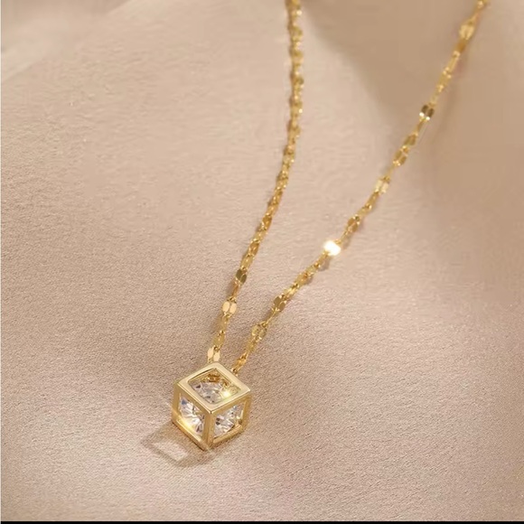 Gold Filled Cubic Zirconia Cube Necklace - Picture 1 of 1